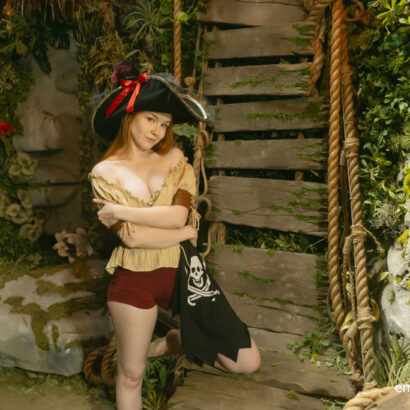 Emily Bloom in Pirates Life