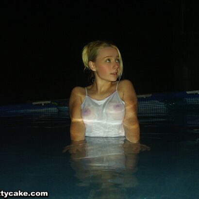 Sexy Pattycake in Summer Night Swim