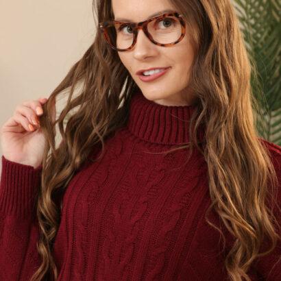 Brook L in Sexy Jeans at Only Opaques