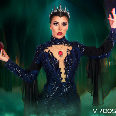 Gal Ritchie in Snow White And The Evil Queen A XXX Parody at VR Cosplay X