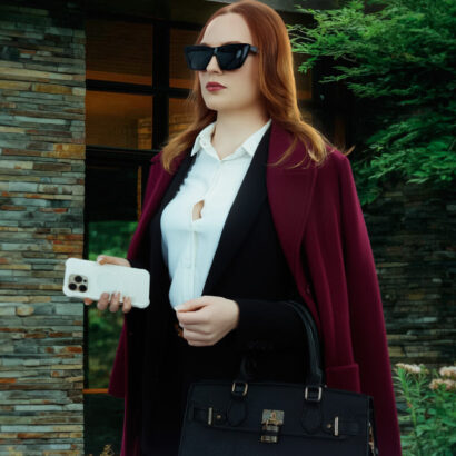 Samantha Reigns in Bugonia A XXX Parody at VR Cosplay X