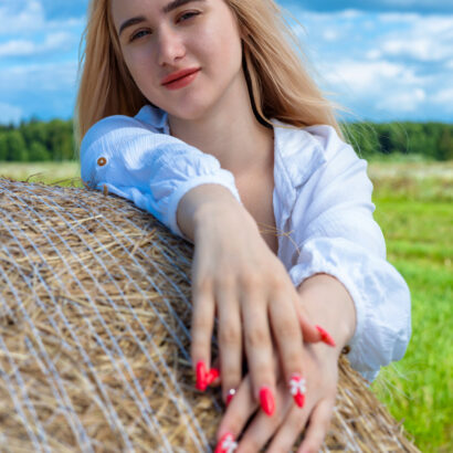 Melisa A in Haystack at Femjoy