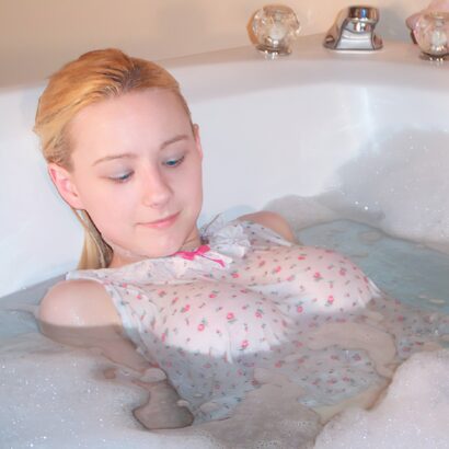Sexy Pattycake in Wet Bath Socks