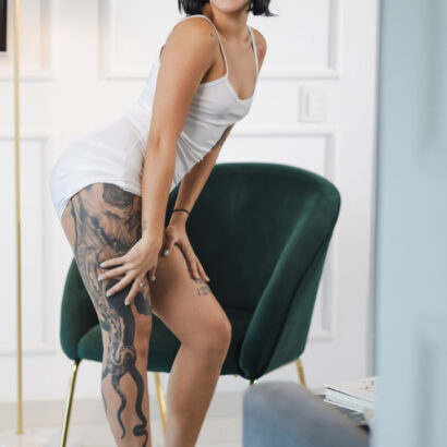 Lilith Baph in She Loves My Fingers at Watch4Beauty