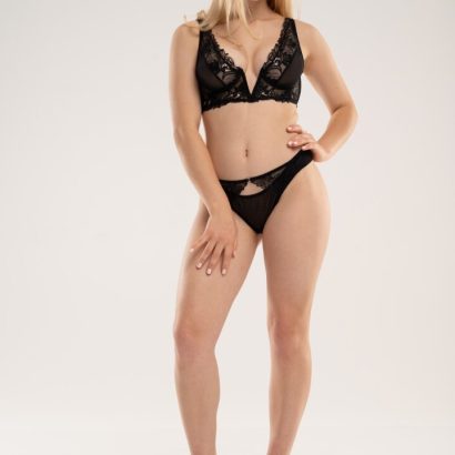 Katarina Meis in What’s The Difference at Heal-Fit