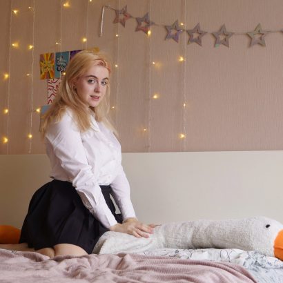 Vicky Roonen in Gamer Girls 1 at Zishy