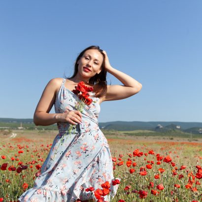 Sumiko in Poppy Field at MetArt