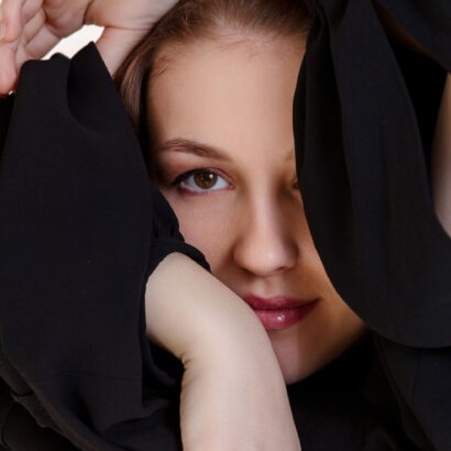 Isabele in Light And Shadow at MetArt