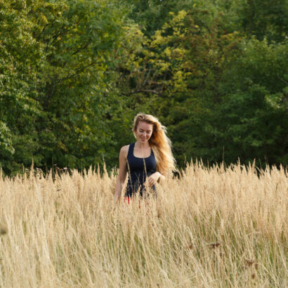 Sonya Buse in Summer Saga 1 at Zishy