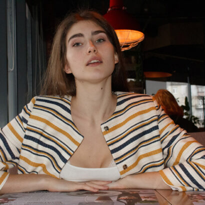 Jacie Verbena in Tea With Honey at Zishy