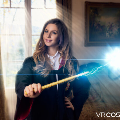 Stella Cox in Harry Potter Hermoine A XXX Parody at VR Cosplay X