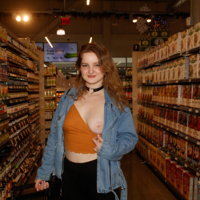 Eliza Eves in Baby Broccoli at Zishy