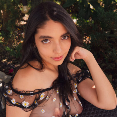 Abbie London in Tropic Tease at MetArt