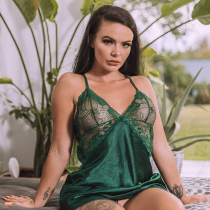 Sophie Marie in Emerald Beauty at Hayleys Secrets