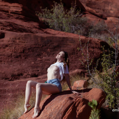 Emily Bloom in Red Rocks