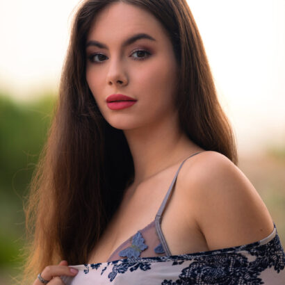 Liz Ocean in Balcony at Femjoy