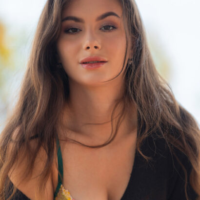 Liz Ocean in Floral Breeze at MetArt