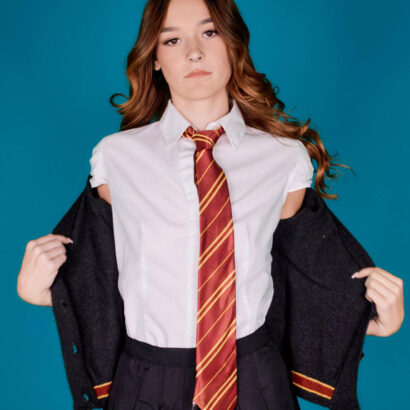 Della Cate in Harry Potter Hermoine Granger A Porn Parody at VR Conk