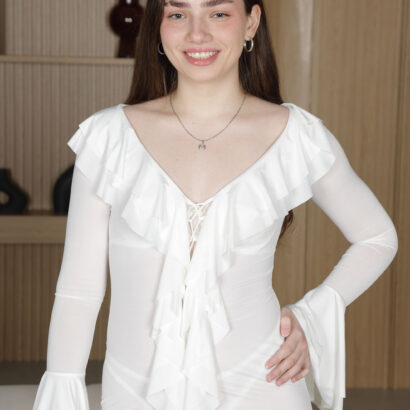 Ula Salia in Presenting Ula Salia at MetArt