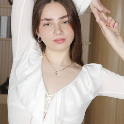 Ula Salia in Presenting Ula Salia at MetArt