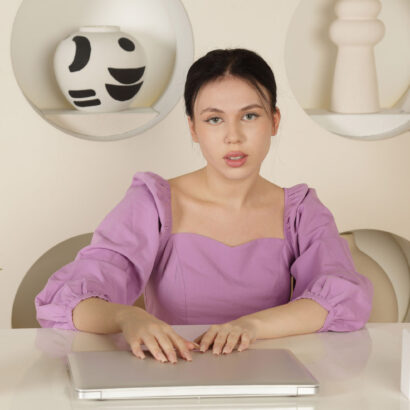 Kris Si in Work Of Art at MetArt