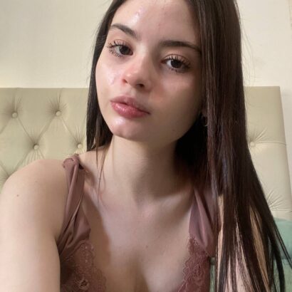 Daisy Joness Sexy Brunette Onlyfans