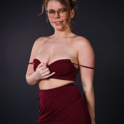 Samantha Joiner in The Sexologist at IStripper