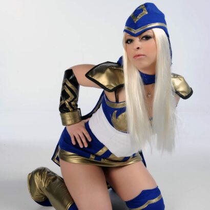 Ashe League of Legend Cosplay