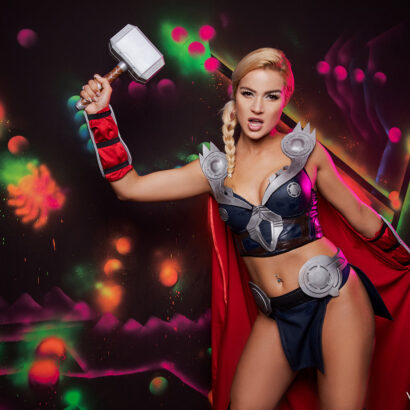 Cherry Kiss Thor VR Cosplay X