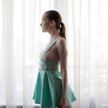 Emily Bloom Sexy Silhouette Girl