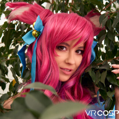 Eyla Moore League Of Legends Ahri Spirit Blossom VR Cosplay X