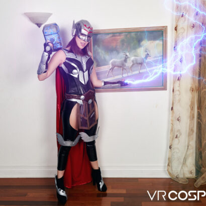 Freya Parker Thor Love and Thunder VR Cosplay X