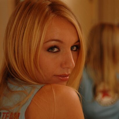 Hayley Marie Do No Disturb