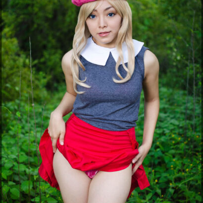 Hitomi Traveling Trainer Cosplay Deviants