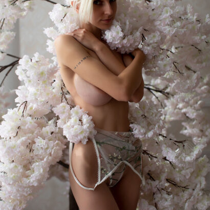 Hopelesssofrantic Bodysuit and Bath