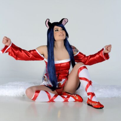 Kasey Olsen Plays Ahri from League of Legend