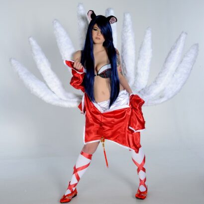 Kasey Olsen Plays Ahri from League of Legend