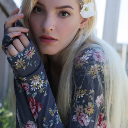 Kira W Stunning and Tied Up