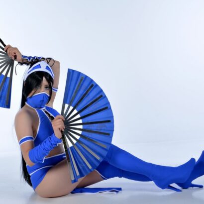 Kitana Mortal Kombat Cosplay Mate