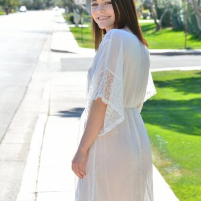Kylie Petite Teen Flasher FTV Girls