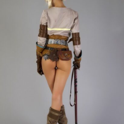 Leyla Ciri Cosplay Erotica