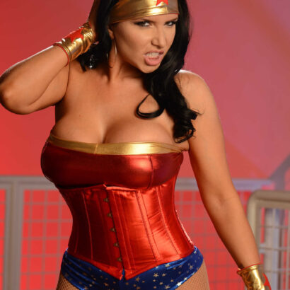 Romi Rain Wonder Woman Cosplay Brazzers