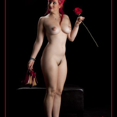 Scarlett Morgan Red Roses Pinup for Nude Muse