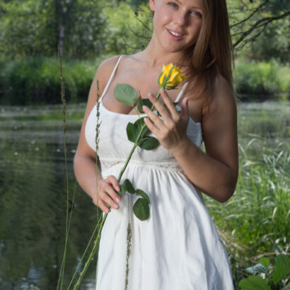 Vanea H Flower Girl Femjoy