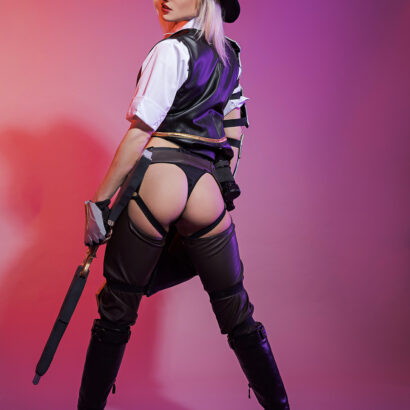 Zazie Skymm Overwatch Ashe VR Cosplay X