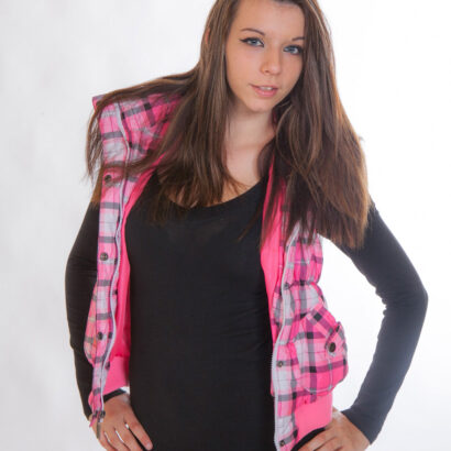 Zoey Lee Unzips and Strips Cosmid