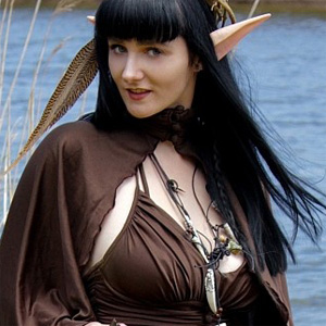 Aeryn Walker New Cosplay Model