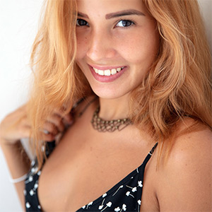 Agatha Vega Forever Happy Watch4Beauty