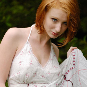 Clelia Sexy Redhead