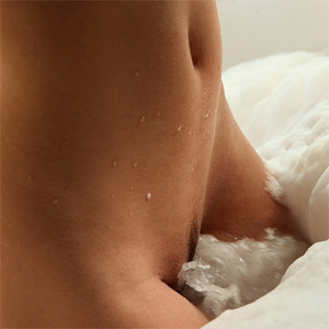 Dani Daniels Bath